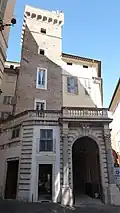 La tour restaurée