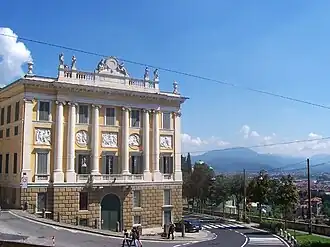 Le Palais Medolago.
