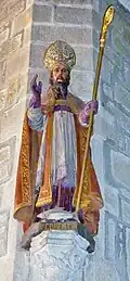 Pont-l'Abbé : église Notre-Dame-des-Carmes, statue de saint Corentin.