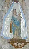 Statue de Notre-Dame-des-Carmes.