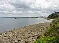 Douarnenez et le rocher du Coulinec vus depuis le GR 34 en direction de la Pointe de Leydé.