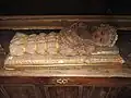Statue  de Maria Sanctissima Bambina se trouvant au château de Loyat en 2018 (une copie).