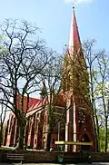 Église dans la vieille ville de Police (XIXe&nbsp;siècle).