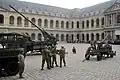 Fête de la Sainte-Barbe dans la cour d'honneur.