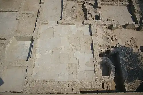 Frigidarium.