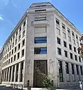Immeuble du 115-117, rue Montmartre, Paris, construit par Robert Lebret et Fernand Leroy en 1953.