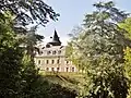 Le château de la Porte-Neuve.