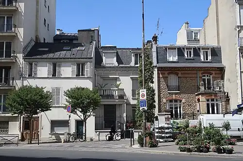 Maisons aux nos&nbsp;12-16.