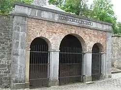 La fontaine Saint-Prisce (1827).