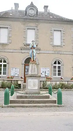 Monument aux morts de Saint-Maurice-près-Crocq