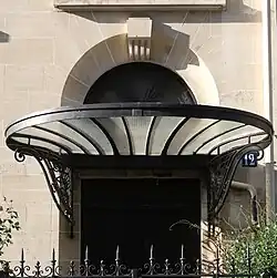 Marquise au no 12.