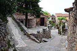 Castelnou.