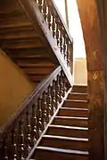 Escalier à deux volées et balustrade inscrit aux monuments historiques.