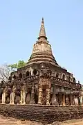 Temple des éléphants Wat Chang Lom, stupa principal campaniforme (type dit cinghalais).