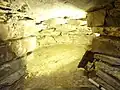 Caveau recouvert d'un tumulus datant de l'Âge du bronze moyen (site du Norohou, reconstitué au Musée de la préhistoire finistérienne de Penmarc'h) 1