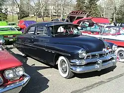 Sedan (1951).