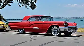 Image illustrative de l’article Ford Thunderbird (deuxième génération)