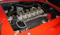 Moteur V12.