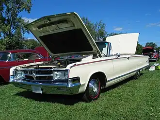 Chrysler 300 (lettrées)