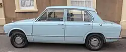 Triumph 1300 berline 4 portes