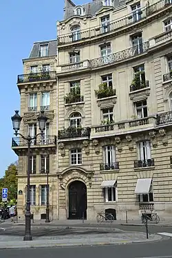 1, place Chancelier-Adenauer.
