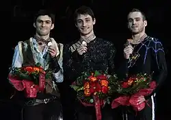Podium des championnats d'Europe 2009 à Helsinki avec Samuel Contesti et Kevin Van Der Perren