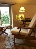 Après restauration : chambre de célibataires restaurée dans la ferme du château de Bois-Briand