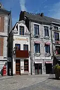 Numéros 2 et 3.