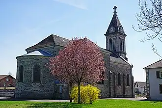 L'arrière de l'église de Malbouhans.