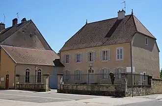 Le presbytère.
