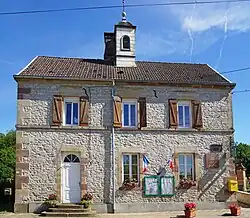 L'ancienne mairie de Georfans.