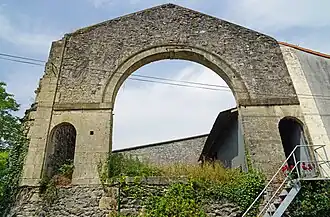 Puits Sainte-Claire (Saint-Laurs).