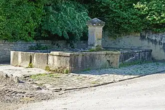 Fontaine.