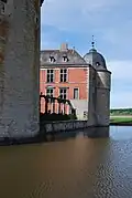 Les douves du château.