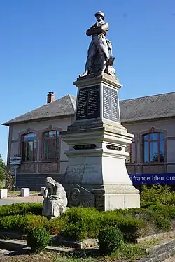 Monument aux morts.