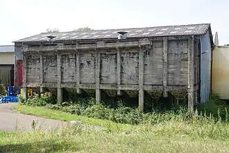 Trémies.