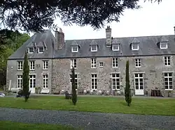 La façade occidentale.