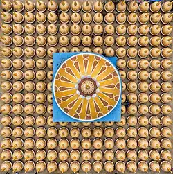 Vue aérienne de la mosquée aux 201 dômes au Bangladesh.
