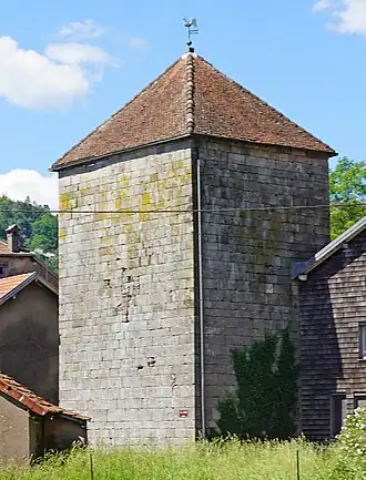 La tour.