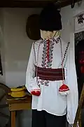 Costume masculin.