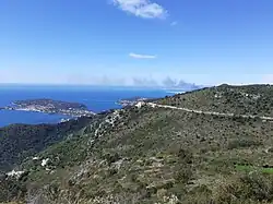 Vue sur la Grande Corniche à proximité du col d'Èze.