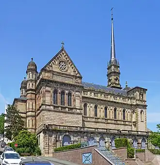 L'église Saint-Maimbœuf.