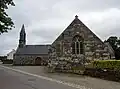 Vue extérieure d'ensemble depuis le sud.