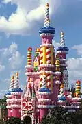 Le château durant les célébrations du 25e&nbsp;anniversaire.