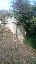 La culée subsistante. (Oct. 2015)