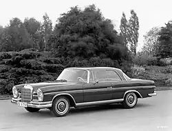 Mercedes-Benz 300 SE Coupé (W112)