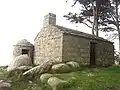 Pointe de Dourven ː ancien corps de garde du XVIIe&nbsp;siècle et sa tourelle.