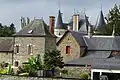 Les tours du château de style néogothique de Marcillé-Robert.