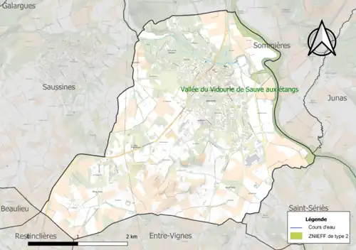 Carte de la ZNIEFF de type 2 dans la commune.
