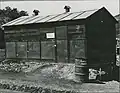 Latrines hygiéniques, aérées avec moustiquaires ; 2nde Guerre mondiale
